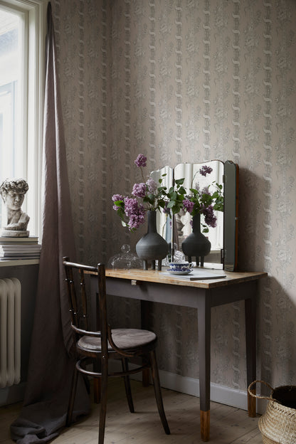 Alexandra S10248