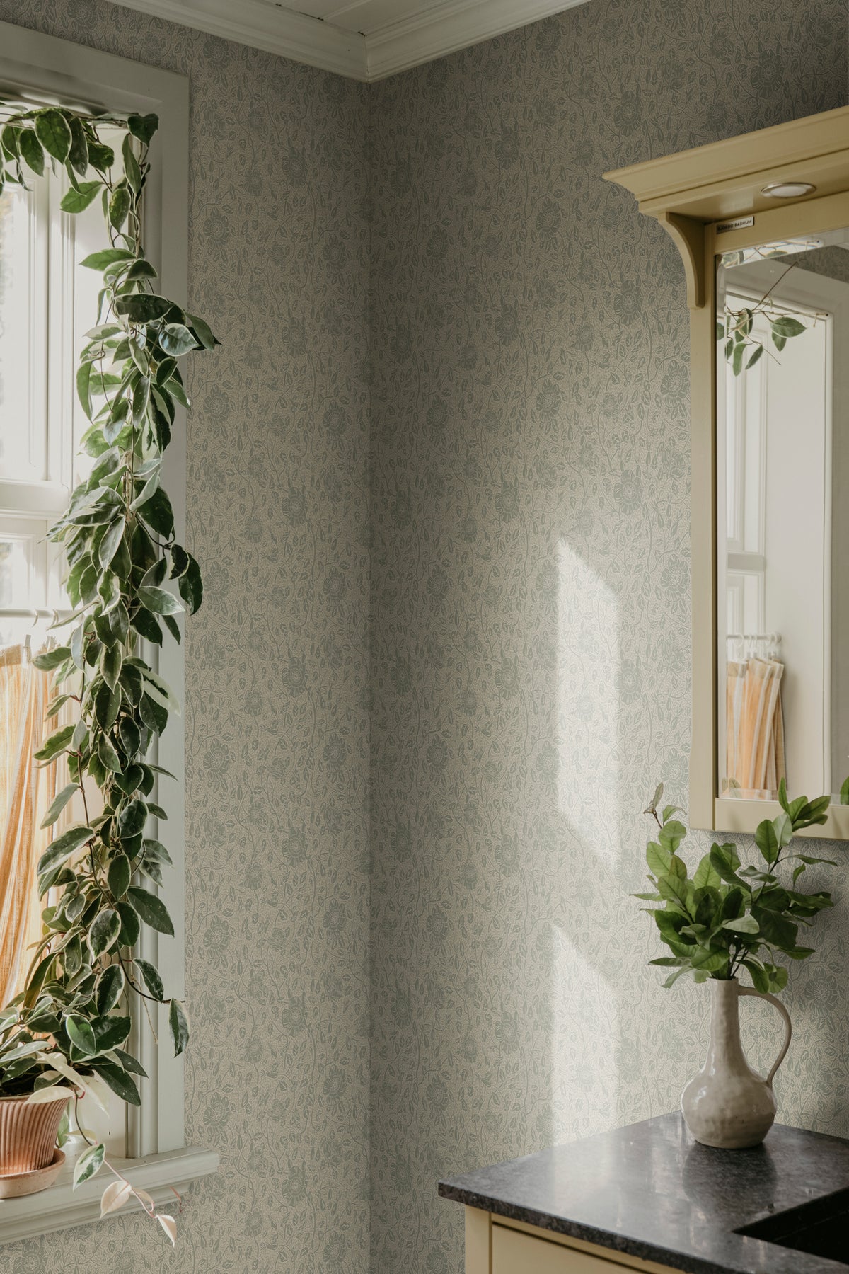 Anton, Sage Green S10569